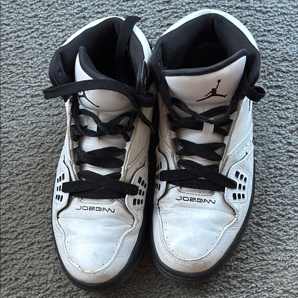 Nike Air Jordan 1 Flight High Top Sneakers Black and White. Size 9.5.